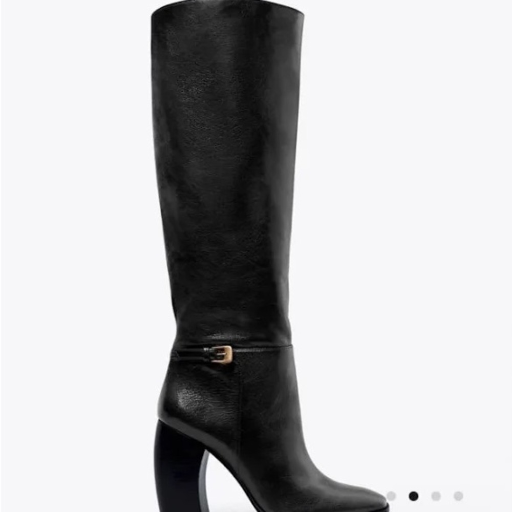 Tory Burch Banana Heel Buckle Boots Brand New